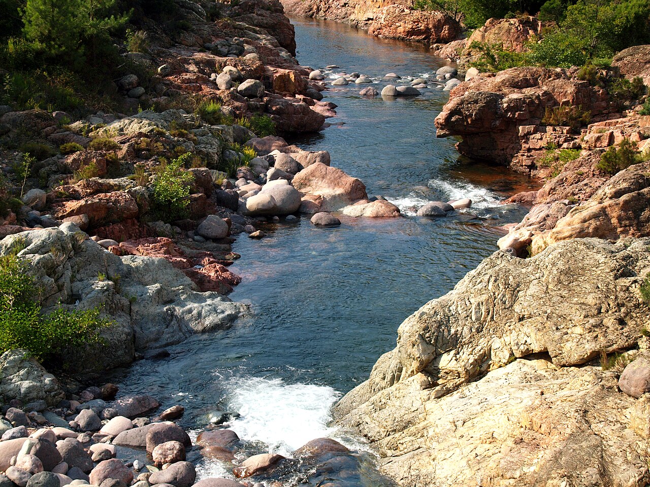 Rivière du Fango et ses piscines naturelles