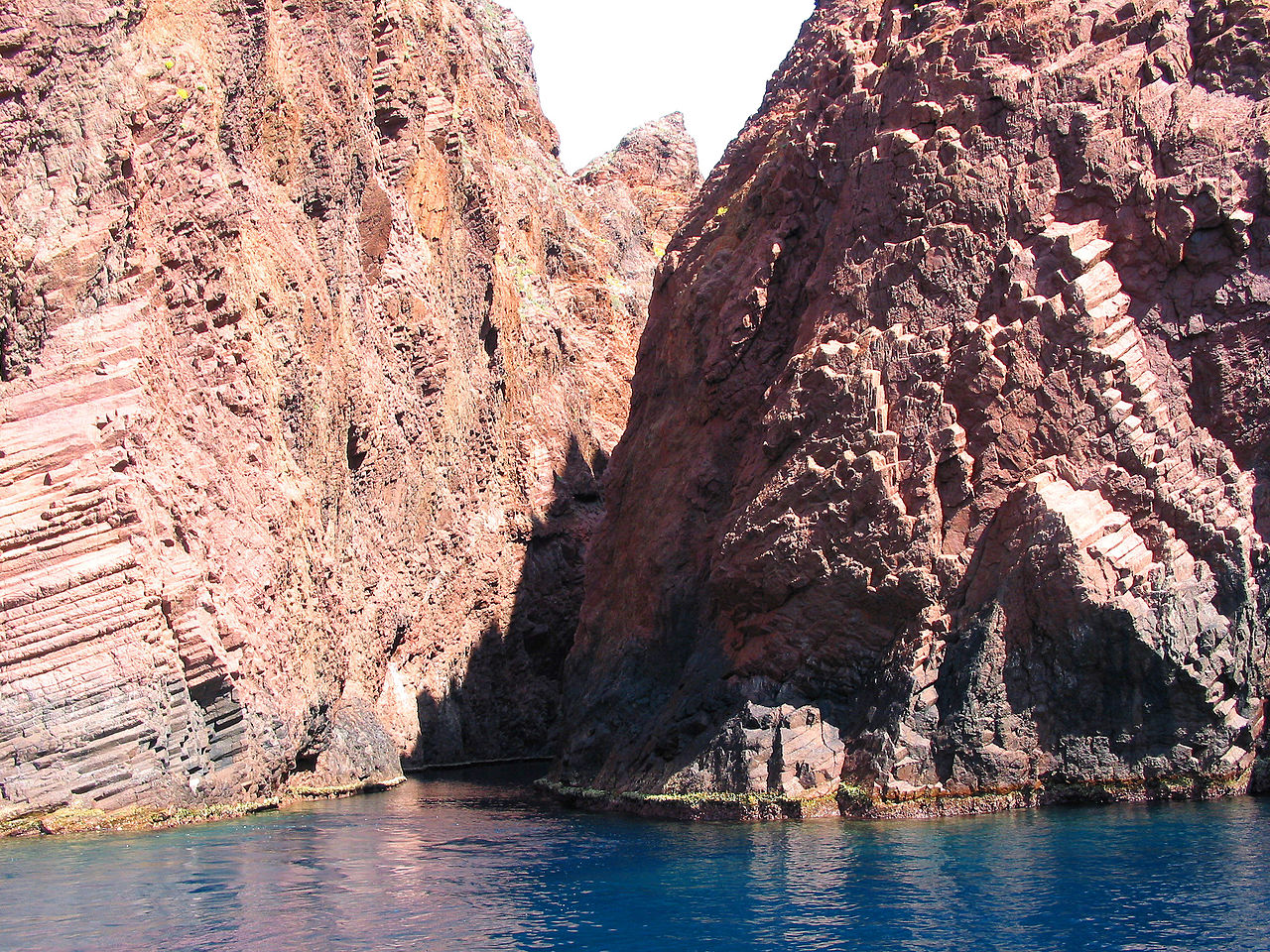 Excursion en bateau dans la réserve de Scandola